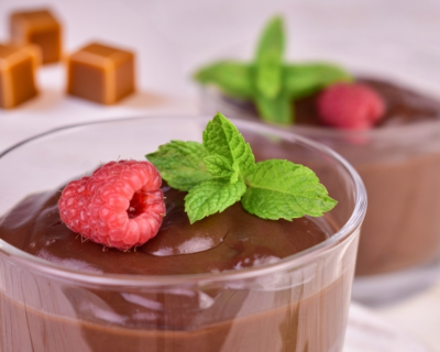 Chocolademousse met karamelzeezout – 10 stuks