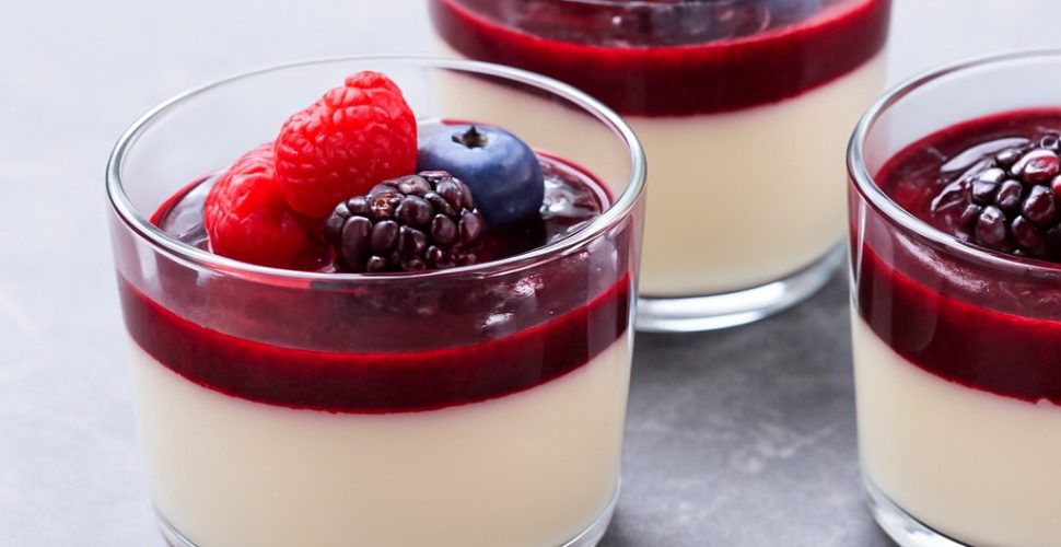 Pannacotta met bosvruchten - 10 stuks